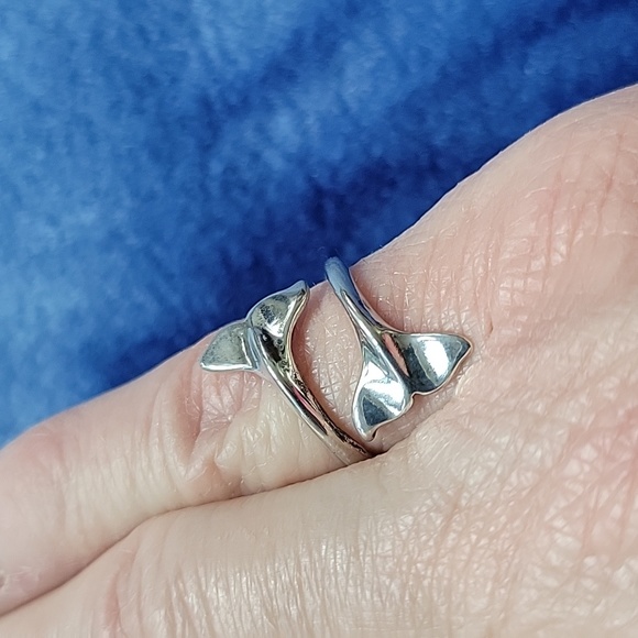 Sterling Silver Dolphin Tail Ring - Picture 2 of 6